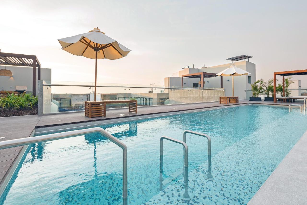 Apartment ✶ Maras ✶ Luxury Rooftop Pool & Grill