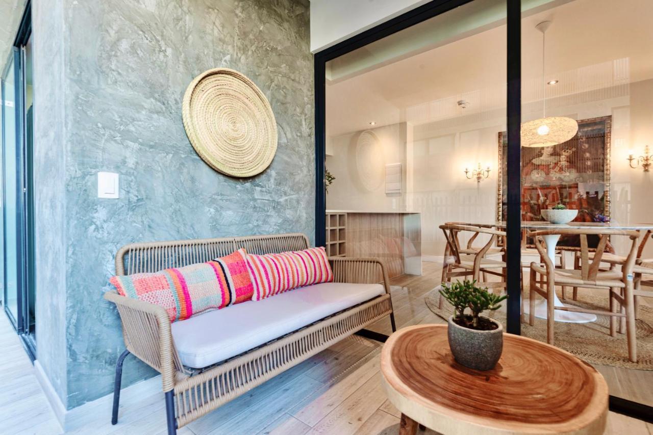 ✶ Maras ✶ Luxury Rooftop Pool & Grill Apartment *